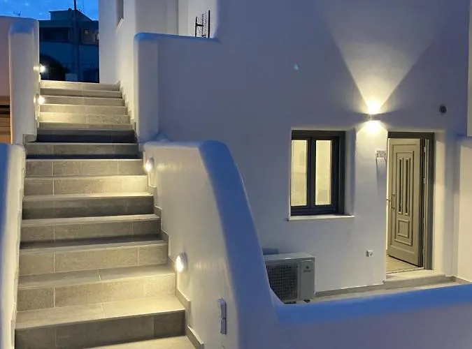 Petran * Fira (Santorini)