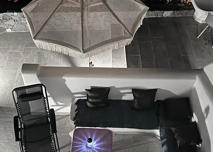 Apartment Petran Fira (Santorini)