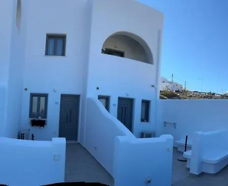 Apartment Petran Fira (Santorini)