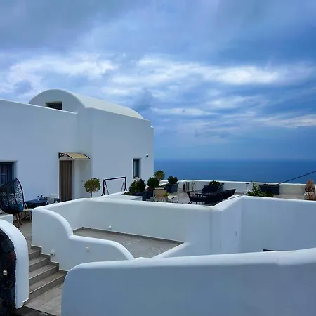 Apartment Petran Fira (Santorini)