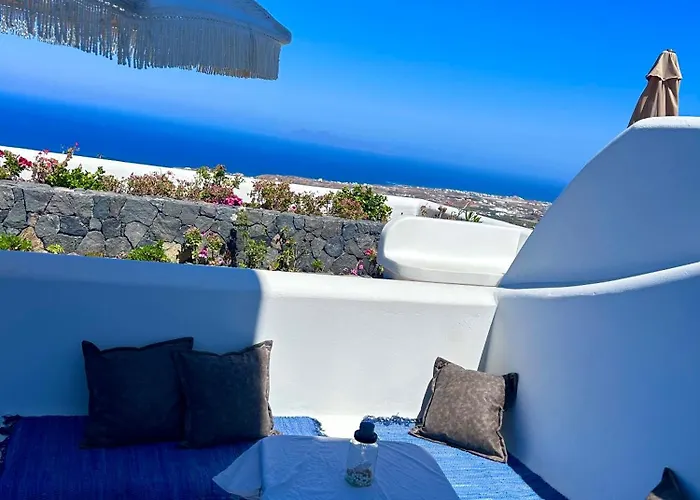 Petran * Fira (Santorini)